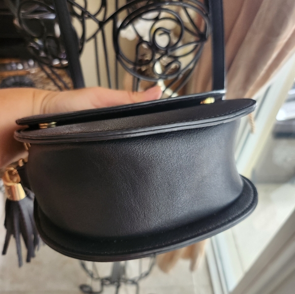 Forever 21 Crossbody bag 😍host-pick! - Picture 3 of 6